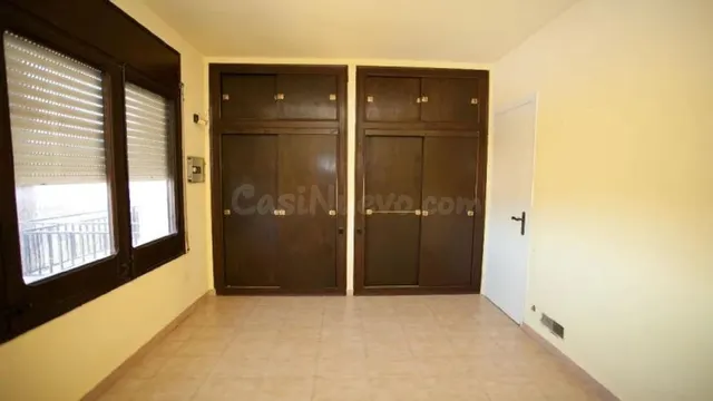 CASA OCUPADA 2 PLANTAS, 457 M2, 5 habitaciones, PARCELA 1332 - foto 5