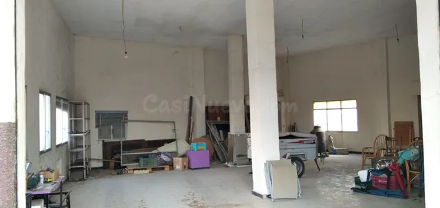 Local comercial 317m² en alquiler - Barrio la caverina - foto 3