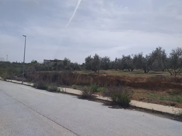 PARCELAS DE USO INDUSTRIAL  UBICADAS EN EL PP-3-I DE LACHAR — 5