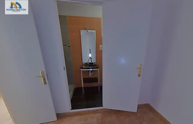 MAGNIFICA OPORTUNIDAD!!! - AMPLIO PISO OCUPADO- AYORA — 27