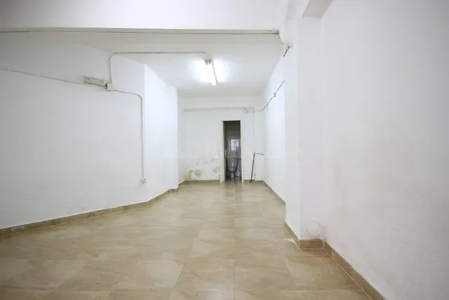 Local Comercial en Alquiler, Zona Ficia — 5