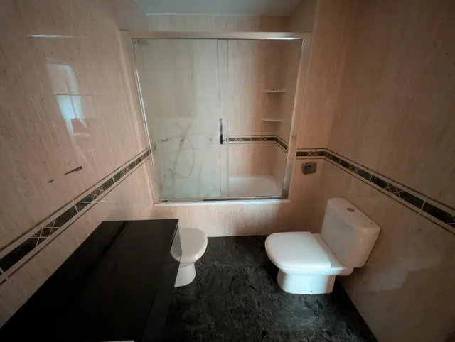 VENTA PISO ZONA ALTA PONFERRADA — 8