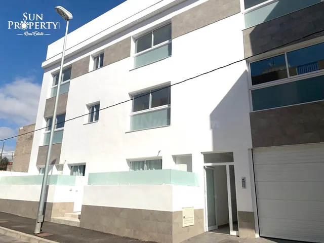 APARTAMENTO NUEVO DE 2 DORMITORIOS CON PLAZA DE GARAJE EN SA