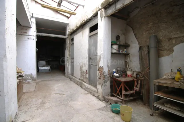 LOCAL COMERCIAL CON SUPERFICIE DE 435 M2 - foto 3