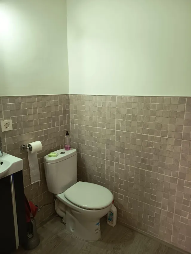 MONCASA VENDE Y ALQUILA oficina en el centro — 16