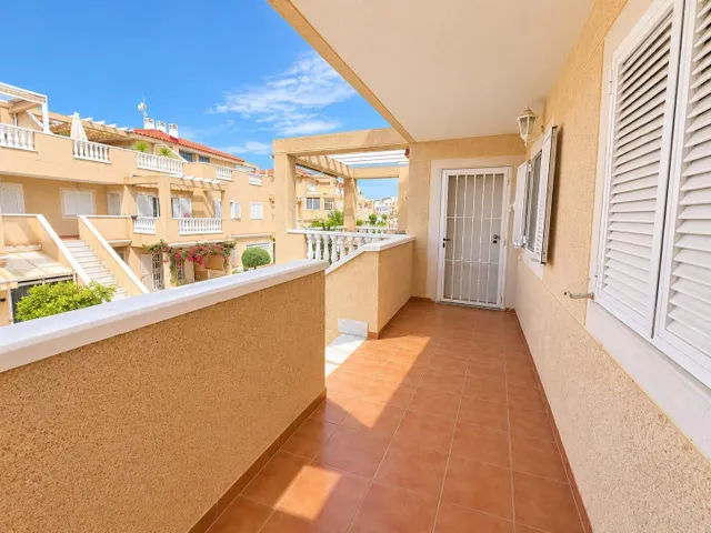 Vivienda con amplio solárium privado en Zeniamar VI – Orihuela Costa — 3