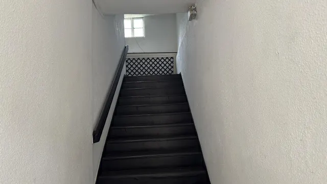 PRIMER PISO DE 146 M. ÚTILES EN LA ZONA MÁS CENTRICA DE TORRELAVEGA — 9