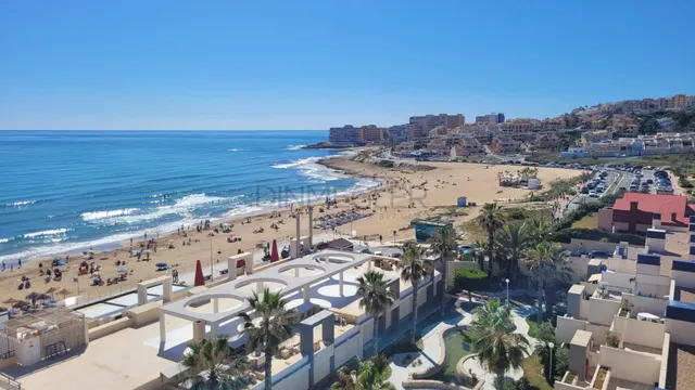 Primera línea, Piscina, parking en La Mata! — 35