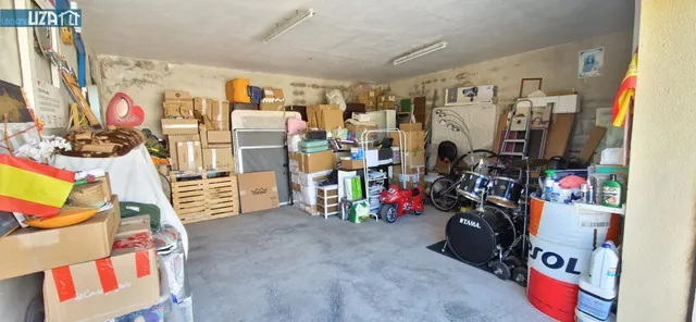Encantadora Parcela Rústica con Piscina Privada y Chalet en Entorno Tranquilo — 27