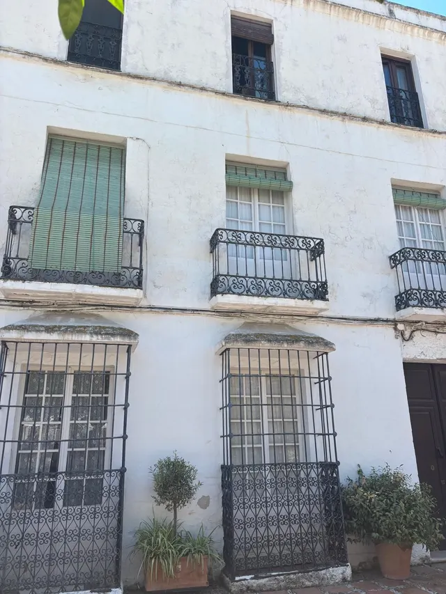 Complejo Turístico 10 habitaciones 800m² en venta - Marbella