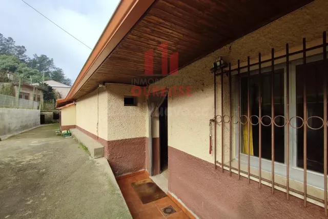 AMPLIA CASA CON VISTAS AL RÍO MIÑO, CERCA DE ALONGOS. - foto 3
