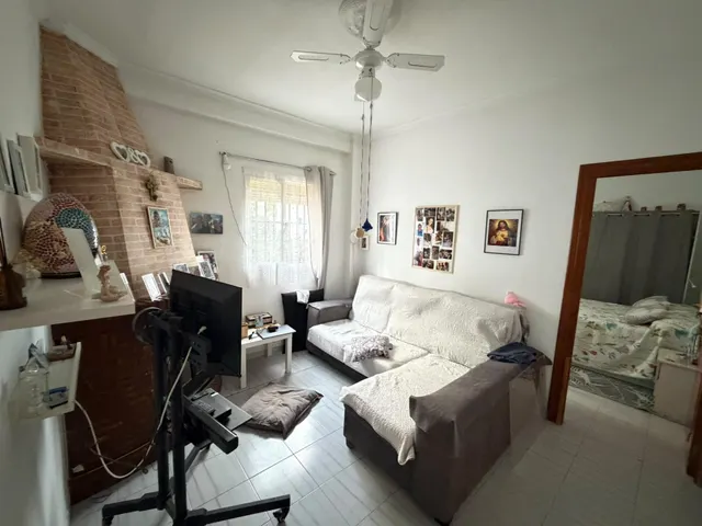 Amplia Casa en Alameda, Andalucía - Ideal para Entrar a Vivir — 13