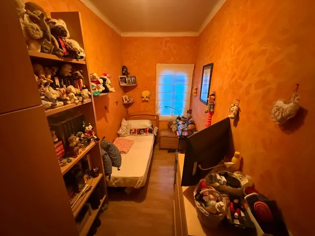Semi-ático con terraza en venta en calle Marina. — 16