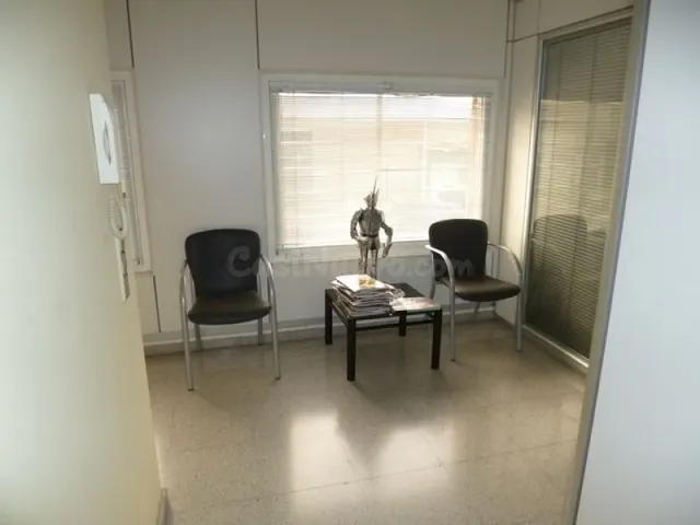 Nave en 3 plantas de 1820m2 - foto 2
