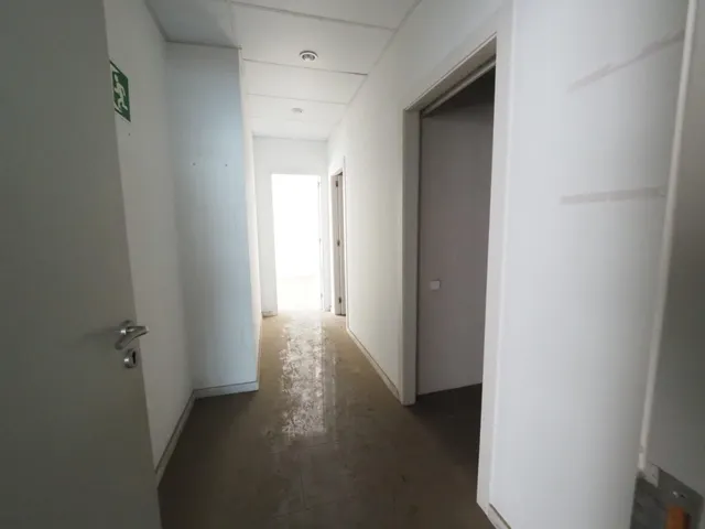 SE VENDE LOCAL COMERCIAL EN CASTELLBISBAL — 7