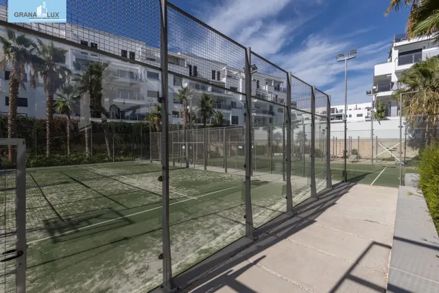 Piso con gran terraza y vistas al Campo de Golf — 49