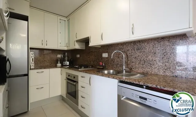 A solo 300 metros del mar: hogar con encanto en La Farella — 8