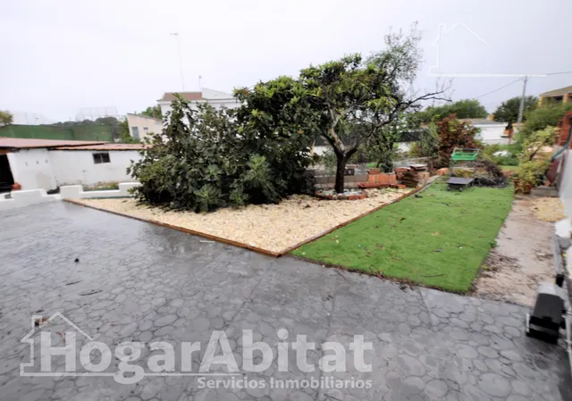 ¡Magnífico chalet! Amplio y lleno de luz, con piscina, terraza, garaje y parcela — 42