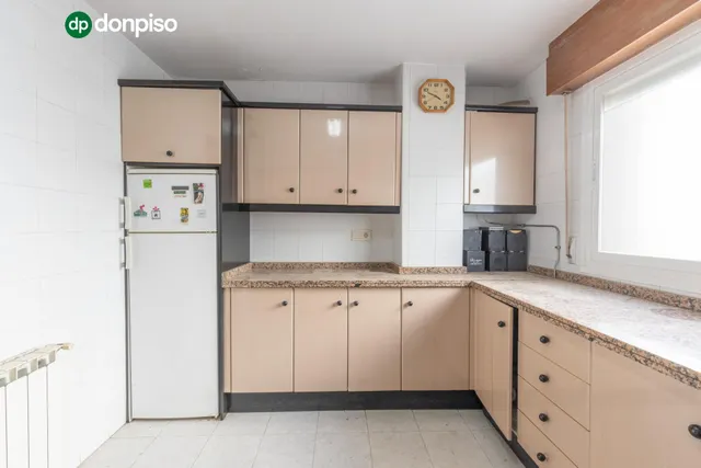 Exclusiva vivienda con piscina en la zona del Serrallo con piscina comunitaria — 15