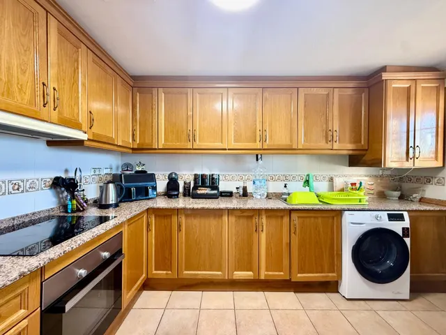 Espectacular villa independiente con piscina privada — 24