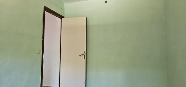 Casa a reformar con jardín y garaje en Urbanización Els Rosers — 10