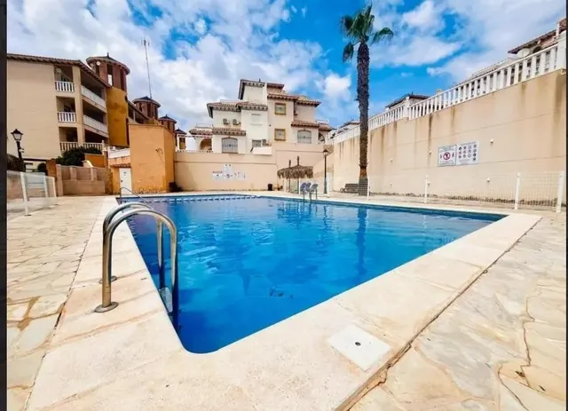 Apartamento de 2 dormitorios 1baño en Orihuela Costa (Alicante )¡Tu oasis en Lomas de Cabo Roig! 🌞🏡 — 6