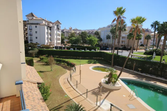 Apartamento con 2 suites y terraza en Residencial El Faro, Isla Canela — 4