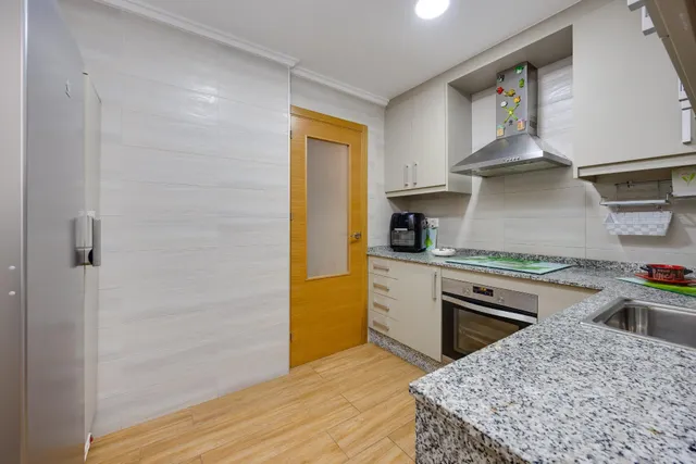 Apartamento reformado de 3 dormitorios y 2 baños a escasos 75 metros de la playa del acequión — 14