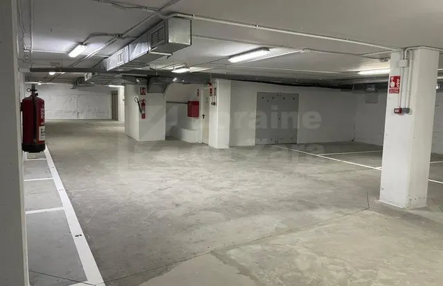 18 plazas de garaje en una sola planta en calle Salitre 45, Málaga centro. — 7