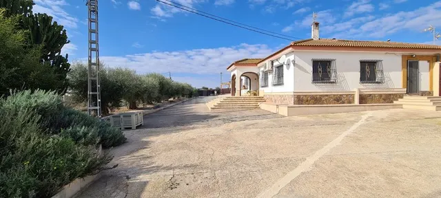 Villa 3 habitaciones 330m² en venta - Montepinar-La Aparecid - foto 3