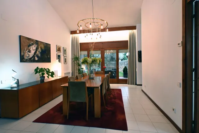 Chalet exclusivo en Tortosa con vistas a Els Ports, piscina y jardín privado — 9