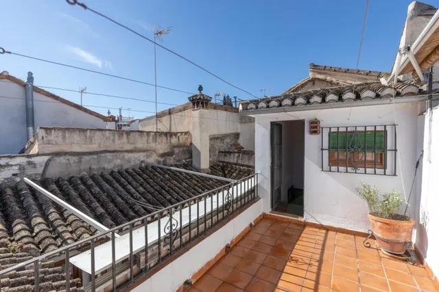 Auténtica casa con corrala tradicional y azotea en el corazón del Albaicín con gran potencial también para inversores — 22