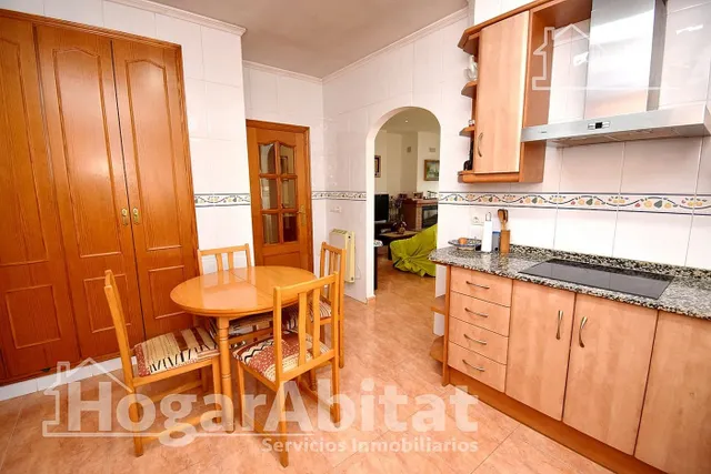 CHALET SEMINUEVO CON GARAJE, PISCINA Y AMPLIA PARCELA — 21