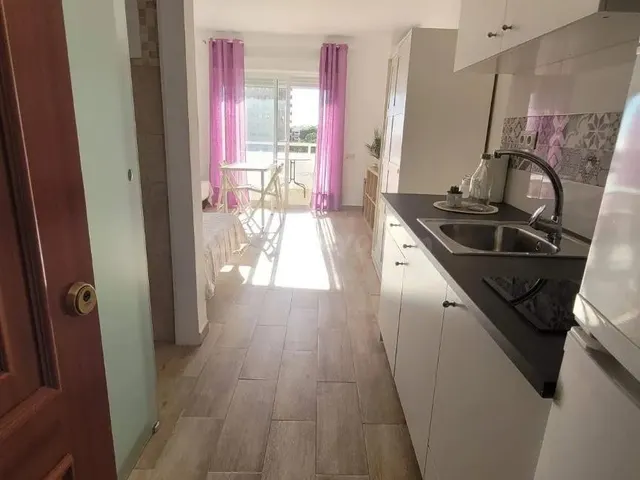 Piso de larga temporada en Aguadulce - foto 4