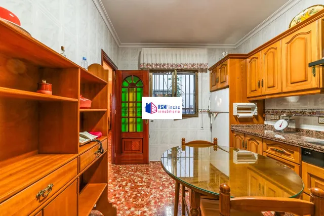 GRAN CASA CON DOS VIVIENDAS INDEPENDIENTES, AMPLIO PATIO Y AZOTEA – UNA OPORTUNIDAD ÚNICA PARA FAMILIAS O INVERSORES — 15