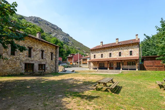Complejo turístico en venta en cabrales: 32 habitaciones y 96 plazas entre los picos de europa y la costa asturiana — 23