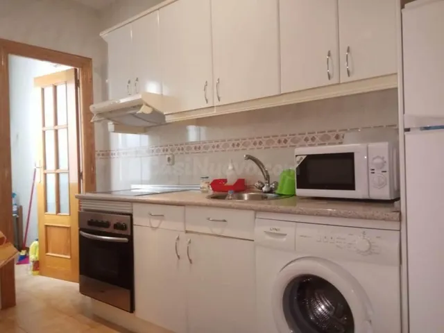Piso 3 habitaciones 73m² en alquiler - Carmelitas-Oeste - foto 2