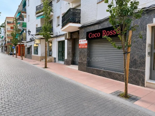 LOCAL/VIVIENDA CON MUY BUENA UBICACIÓN, ZONA DE MUCHO PASO - foto 5