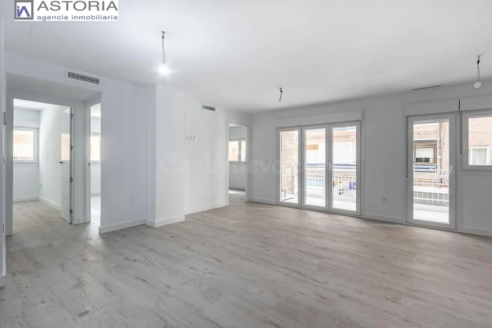 Piso reformado en Avenida Barcelona