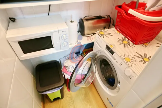 Piso impecable en Las Viñas con piscina comunitaria, terraza acristalada y muy cerca del mar — 25