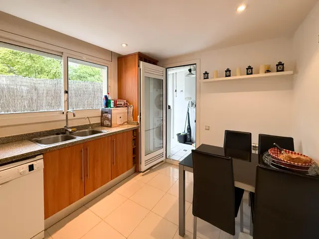 Fantástica Vivienda Dúplex con Jardín en Sitges! — 7