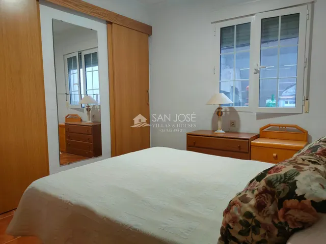 SE VENDE ESPLENDIDA CASA PARA ENTRAR A VIVIR  EN LA ROMANA — 9