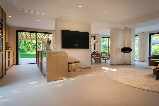 Chalet 4 habitaciones 270m² en venta - Marbella — 4