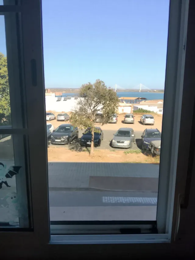 Piso céntrico con vistas al guadiana y al puente internacional de Ayamonte — 21