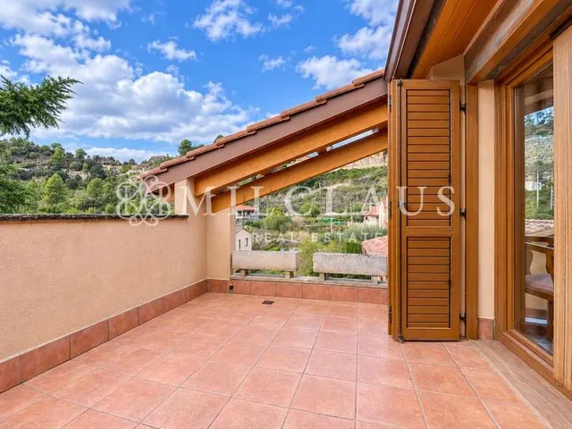 Casa o chalet independiente en venta en calle Mura, Talamanca — 48