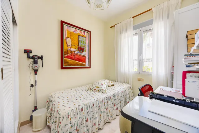 Venta de Villa Independiente con piscina Villamartín Orihuela Costa — 39