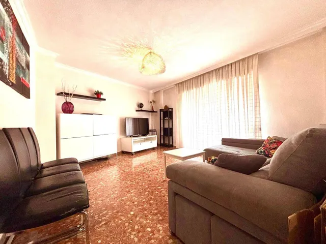 Exclusiva - - piso zona centro para entrar a vivir — 7