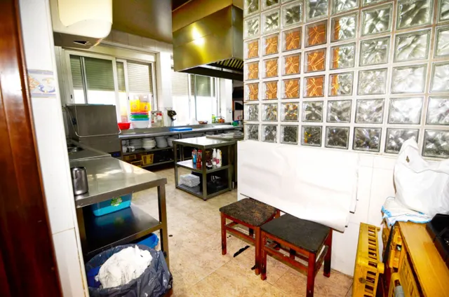 Urbis te ofrece un restaurante en venta en Aldeadávila de la Ribera, Salamanca. — 34