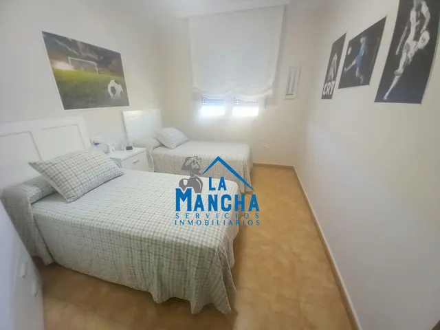 *155.000€* inmobiliaria la mancha vende adosado en Barrax (Albacete). — 36