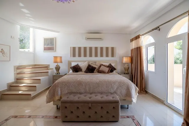 Villa 4 habitaciones 302m² en venta - Pueblo 9 — 17